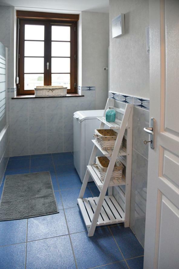 Les Pieds Dans L'Eau,La Tete Dans Les Nuages Apartment ลุกซุยล์-เลส์-แบ็งส์ ภายนอก รูปภาพ